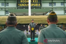 Tradisi membawa makanan khas warnai Halal Bihalal Kodam XII/Tpr