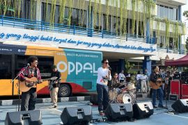 D'Masiv belajar bahasa Jepang persiapan gelar tur konser