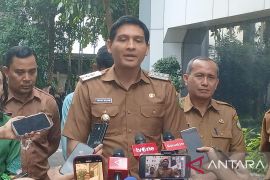 Diperiksa selama dua Jam dengan 43 pertanyaan, Lucky Hakim siap terima saksi