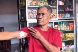 Tak terima ditegur, pria ini tusuk pemilik warung