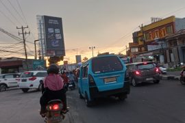 Arus balik di poros Maros-Makassar ramai lancar