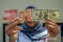 Nilai tukar Rupiah menguat seiring harapan kesepakatan baru tarif AS di Asia