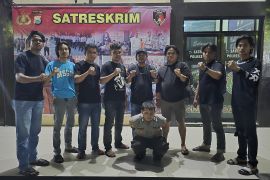 Polisi gadungan di Kabupaten Gowa ditangkap polisi asli