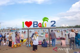 Wisatawan ke Indramayu naik saat libur Lebaran, mencapai 9.734 orang