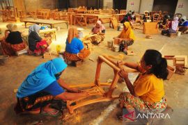 Eksportir furnitur khawatirkan dampak kenaikan tarif impor AS