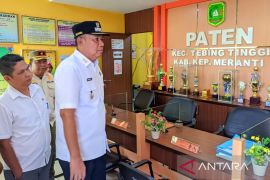 Pasca cuti lebaran, Wabup Meranti sidak kantor camat hingga kelurahan