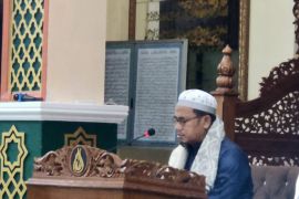 Kaum Muslim dianjurkan "kontinuitas kiamulail" kendati Ramadhan berakhir