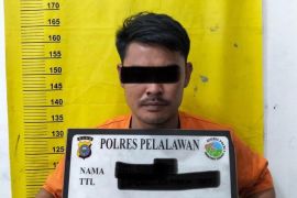 Terduga pemasok sabu yang disalahgunakan di TK di Pelalawan diamankan