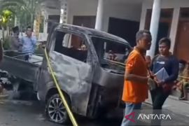Polda Jatim terjunkan tim usut pembakaran kendaraan di Sampang