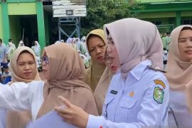 Disdik Kalbar siap proses guru yang tidak disiplin