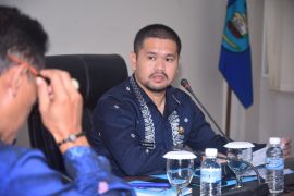 Wawako Sawahlunto pantau pencapaian program 100 hari sektor perbaikan dan penerangan jalan