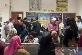 Warga Kota Serang manfaatkan penghapusan denda pajak kendaraan