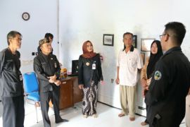 Kunjungi Dinsos Kota Tegal, Mbak Iin kagumi kinerja staf IT disabilitas