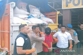 Polres Sampang gagalkan pengiriman pupuk subsidi ke luar Madura