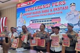 Polisi Madiun amankan sabu seberat 1,1 kilogram dan 243 butir ekstasi