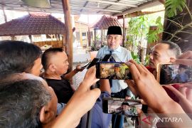 Akademisi: Pembelian mobil dinas baru bertentangan dengan Inpres