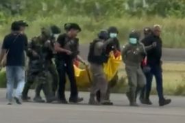 Satgas Damai Cartenz menyisir cari korban KKB Yahukimo