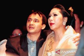 Lirik lagu "Bing" karya Titiek Puspa