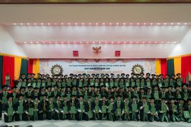 Pesantren Insan Qurani wisudakan 39 santri penghafal 30 juz Al Quran