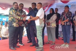 Pemkab beri bantuan dana stimulan kepada 178 UMKM