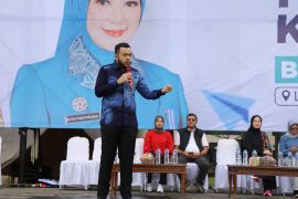 Wako Fadly Amran gelar senam bersama pendidik dan tenaga kependidikan PAUD se-Kota Padang