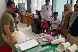 Pemkab Probolinggo fasilitasi pengukuran bantuan kaki palsu untuk difabel