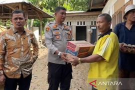 Pemkab Solok tinjau lokasi longsor di Desa Sungai Jambur