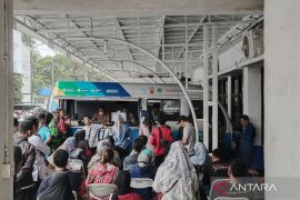 Bapenda Bekasi gandeng Dinkes dukung layanan pemutihan pajak kendaraan