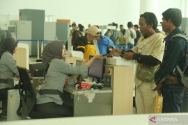 Puncak arus balik dan mudik di Bandara SepingganBalikpapan