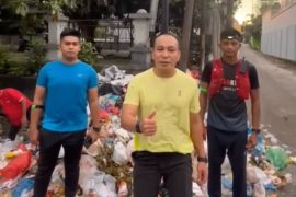 Keluhkan gunungan sampah tak diangkut, Kapolda Riau perintahkan Dirkrimsus segera usut