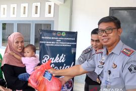 Lapas Gorontalo menggelar aksi sosial Hari Bhakti Pemasyarakatan