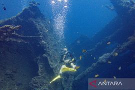 Indonesia identifies 700 potential sunken treasure sites