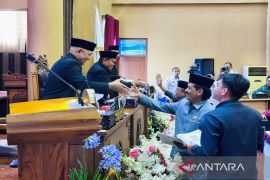 Dewan sahkan Raperda Riset jadi Perda
