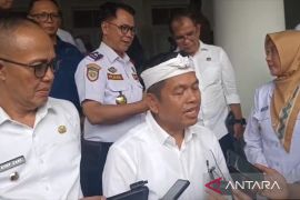 Gubernur Jawa Barat ingin gratiskan warga miskin di SMA swasta