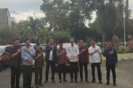 DRPD Sulbar menggali penyusunan Ranperda Kebudayaan di Disbudpar Sulsel