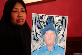 Kemlu RI pulangkan jasad WNI asal Banyuwangi yang bekerja sebagai admin online scam di Kamboja