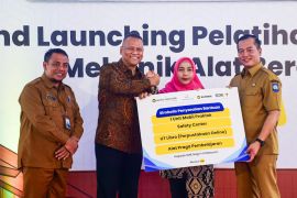 Gubernur NTB Iqbal apresiasi kehadiran UT School di Mataram