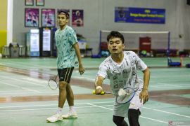 Leo Rolly Carnando absen ikuti Piala Sudirman 2025 karena cedera lutut