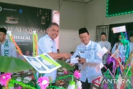 Pegawai Dinpanpertan Bangka berhasil khatam Al Quran 145 kali