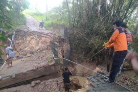 BNPB pastikan tak ada korban jiwa dalam longsor di Pamekasan Jatim
