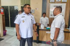 Pemkab Manokwari komitmen beri pelayanan maksimal kepada masyarakat