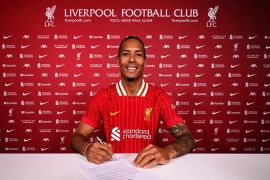 Virgil van Dijk perpanjang bersama Liverpool hingga 2027