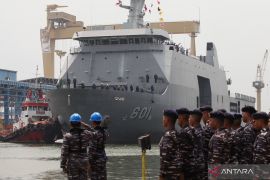 Kedatangan kapal perang Filipina di PT PAL Indonesia