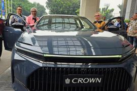 Dijajal menteri Arifah, Toyota Crown FCEV hadir di GHESE 2025