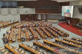 Setengah lebih anggota DPR hadiri rapat paripurna setelah Lebaran