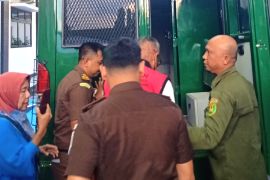 Mantan Sekwan DPRD Bantaeng ditahan karena diduga terlibat korupsi