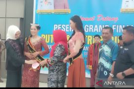 Mahasiswa UT terpilih jadi Putri Pariwisata Labura 2025