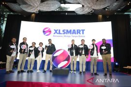 CEO Rajeev Sethi Perkenalkan Identitas XLSmart: Bersama, Melaju Tanpa Batas