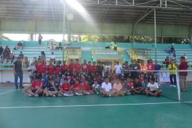 110 atlet berlaga di Kejurda Tenis Junior Semen Padang 2025, ajang pemanasan menuju Kejurnas