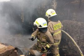 Seorang terluka akibat kebakaran yang menghanguskan 12 rumah di Gambir
